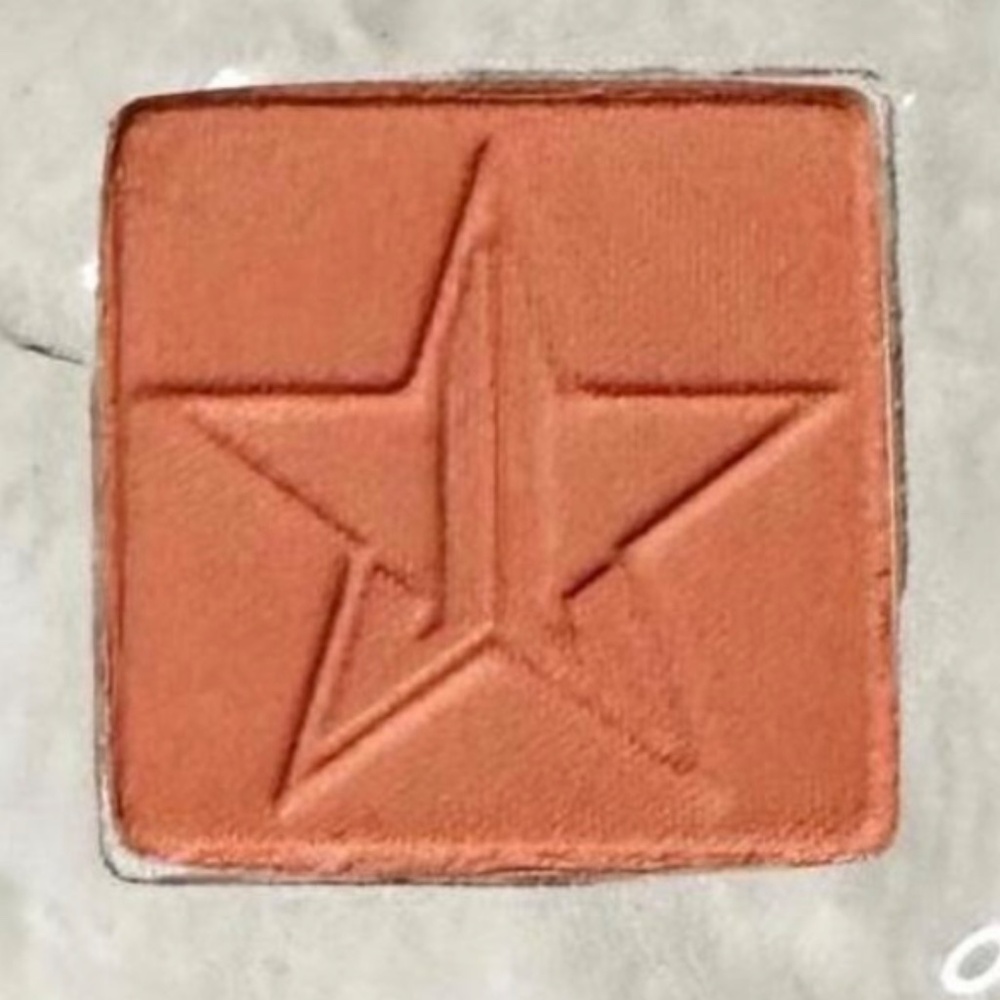 TONGUE POP New Jeffree Star Artistry Single Eyeshadow Pressed Pigment Nude Peach